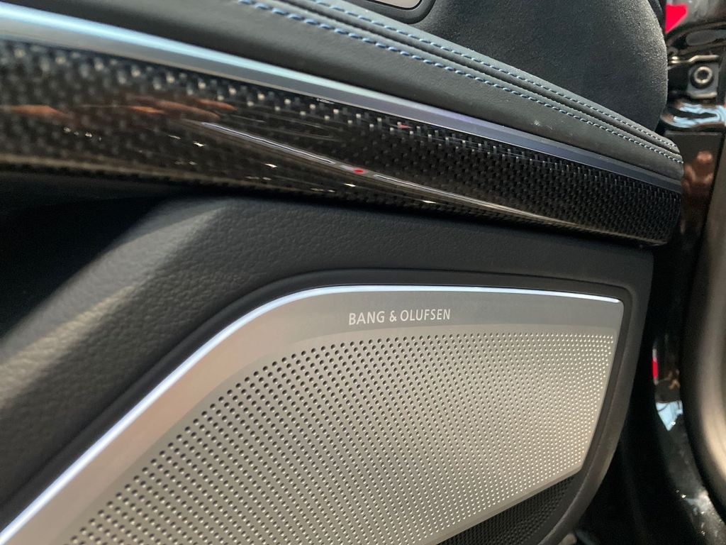 Audi A8 2025