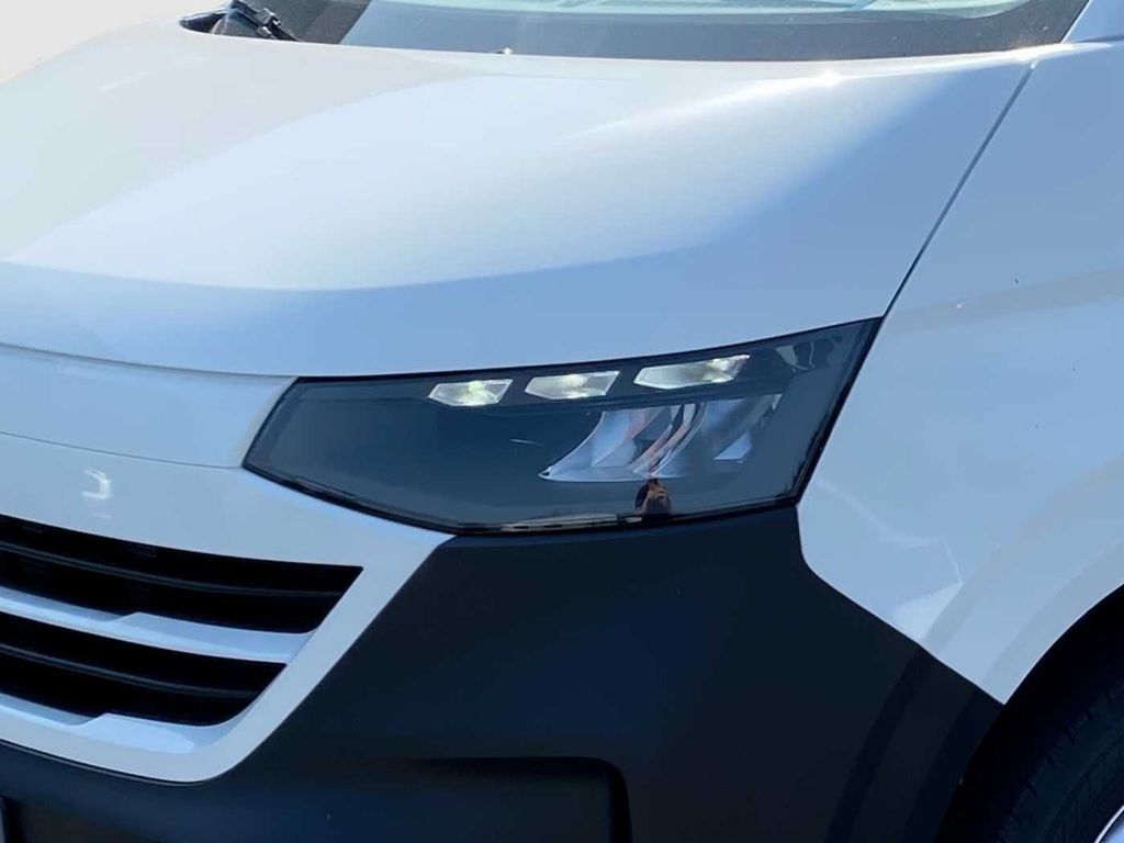 Volkswagen T7 Transporter 2025