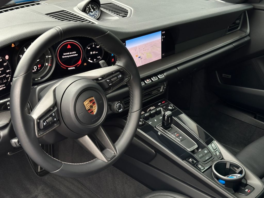 Porsche 992 2022