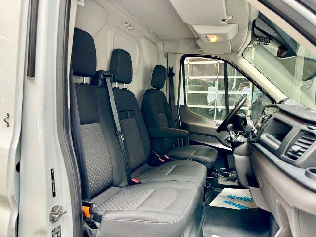 Ford Transit 2022