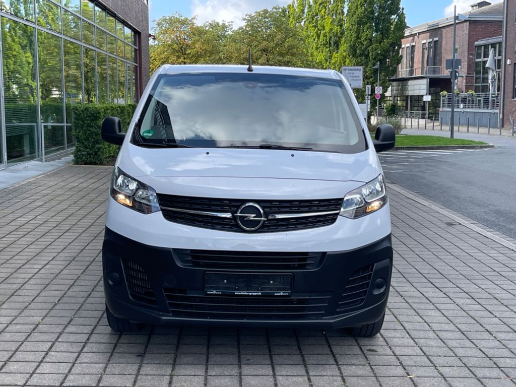 Opel Vivaro 2024