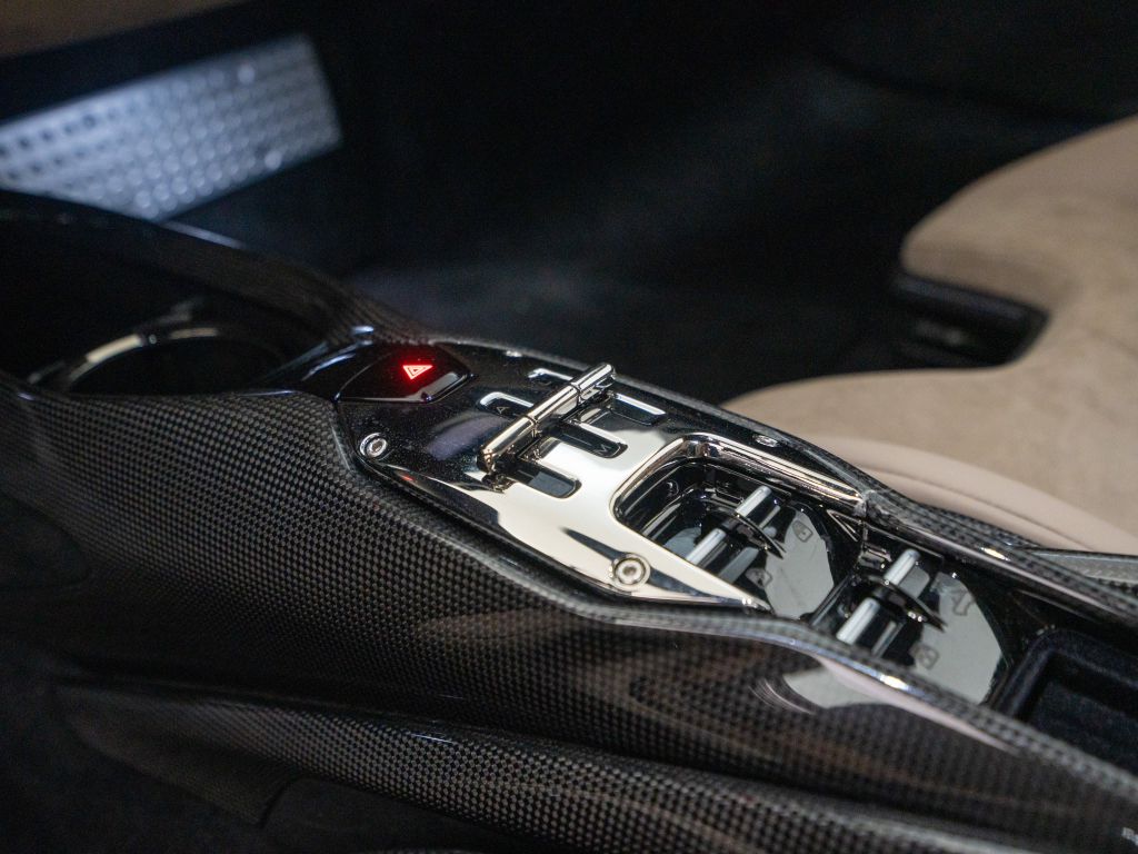 Ferrari SF90 2022