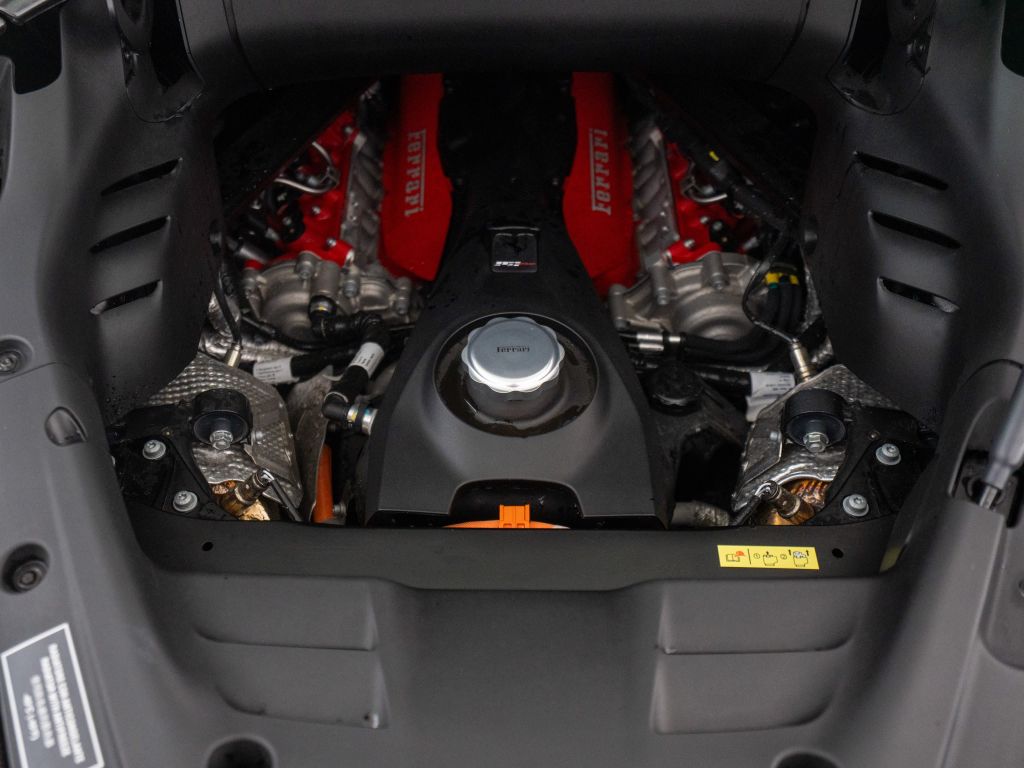 Ferrari SF90 2022