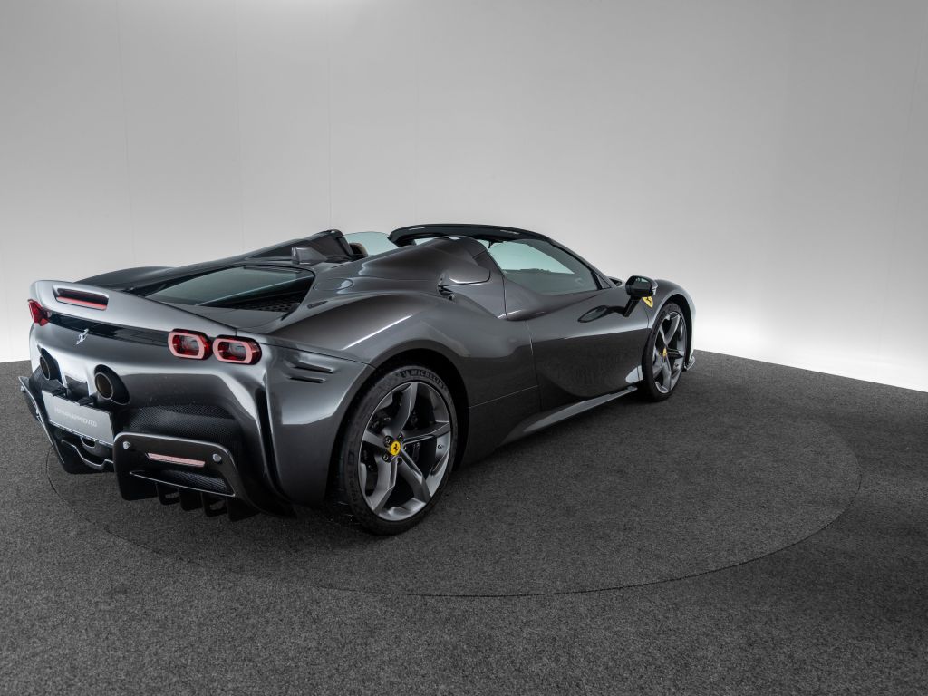 Ferrari SF90 2022