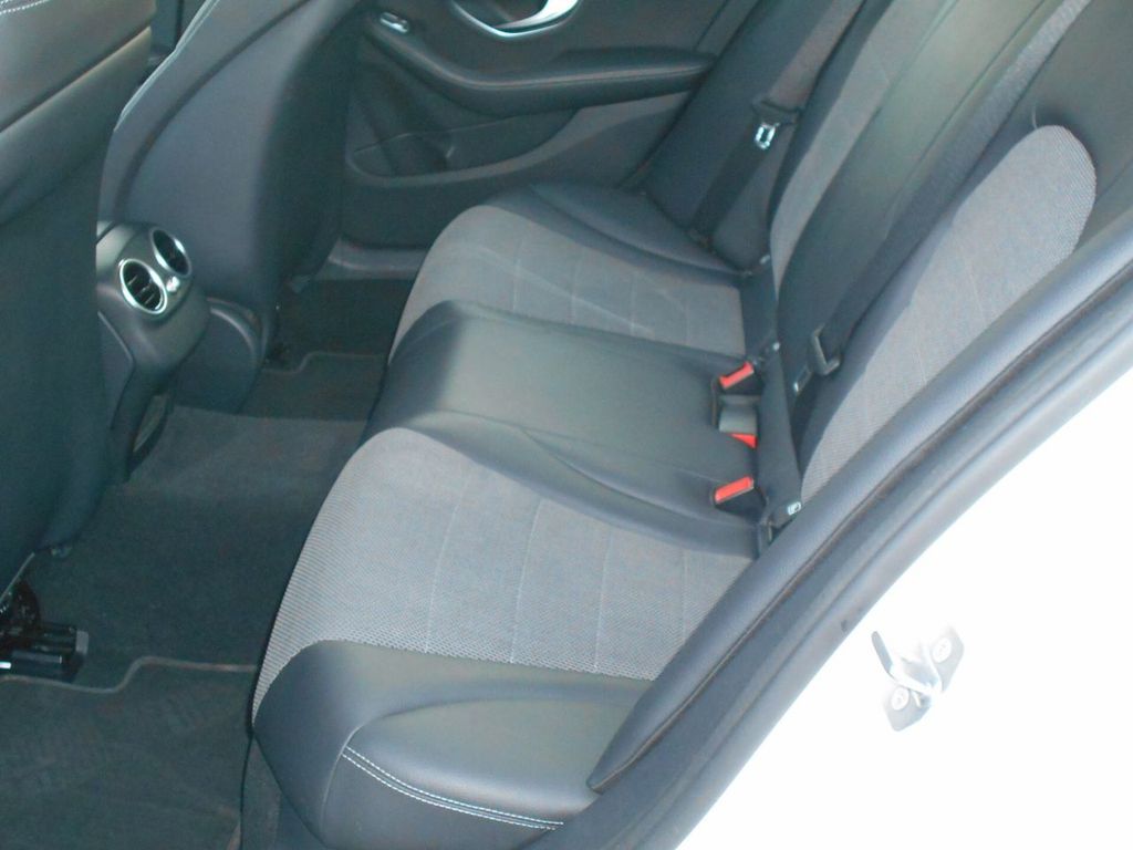 Mercedes-Benz C 180 2017