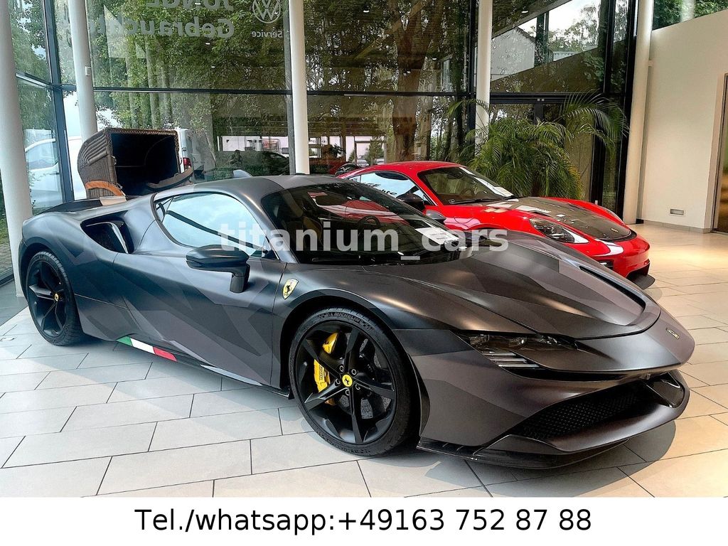 Ferrari SF90 2024