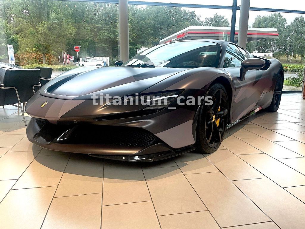 Ferrari SF90 2024