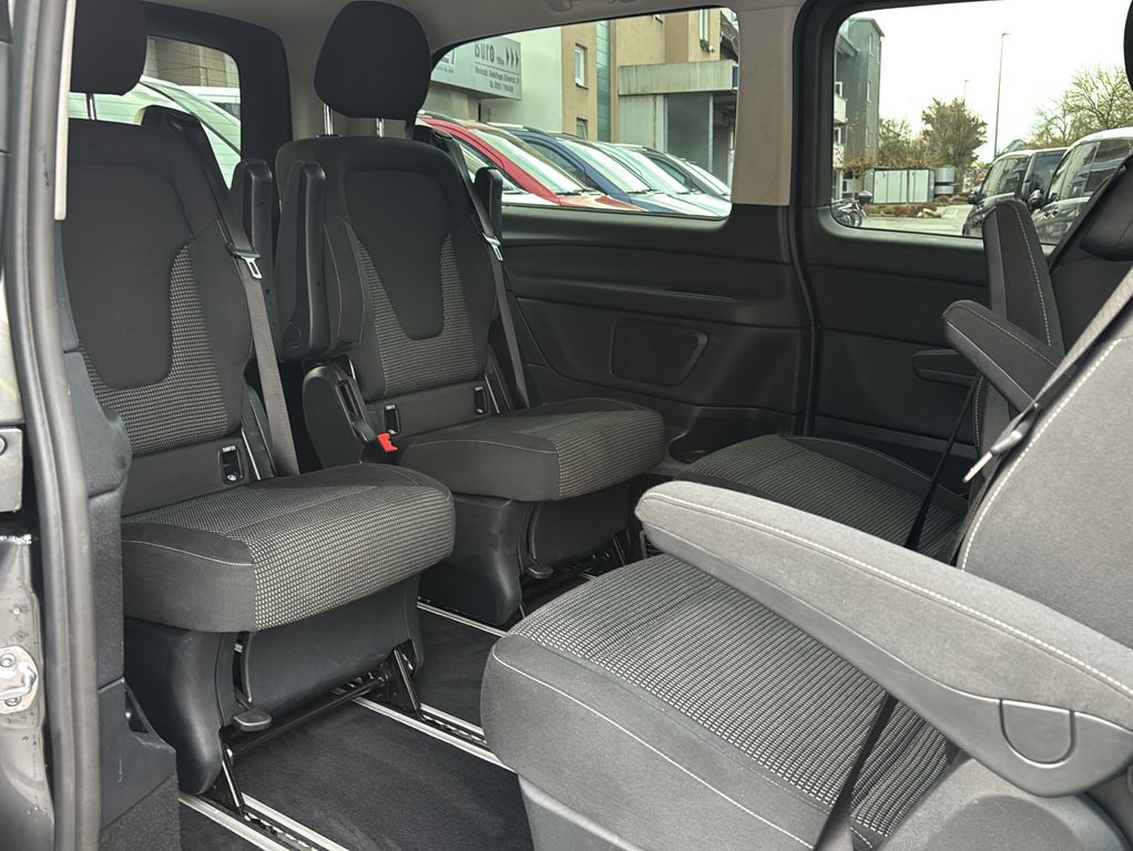 Mercedes-Benz EQV 2021