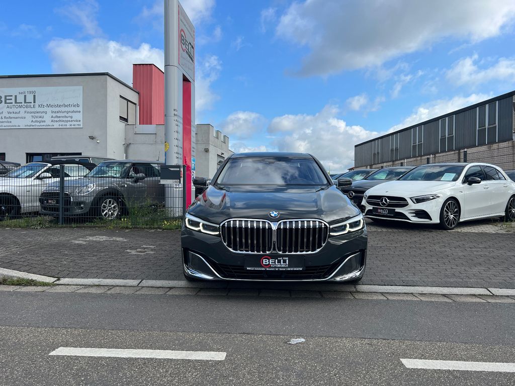 BMW 750 2019