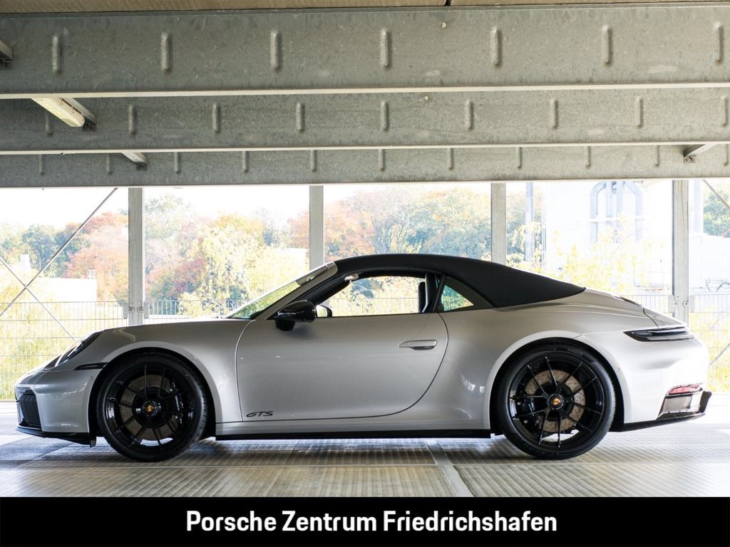 Porsche 992 2025