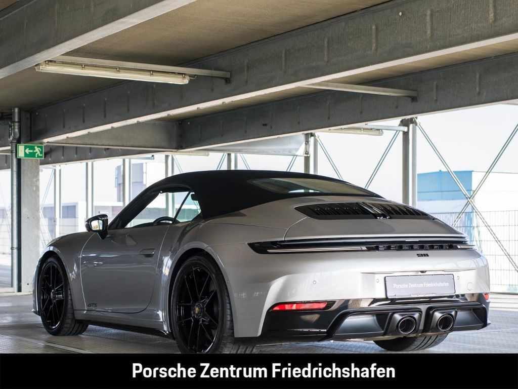 Porsche 992 2025