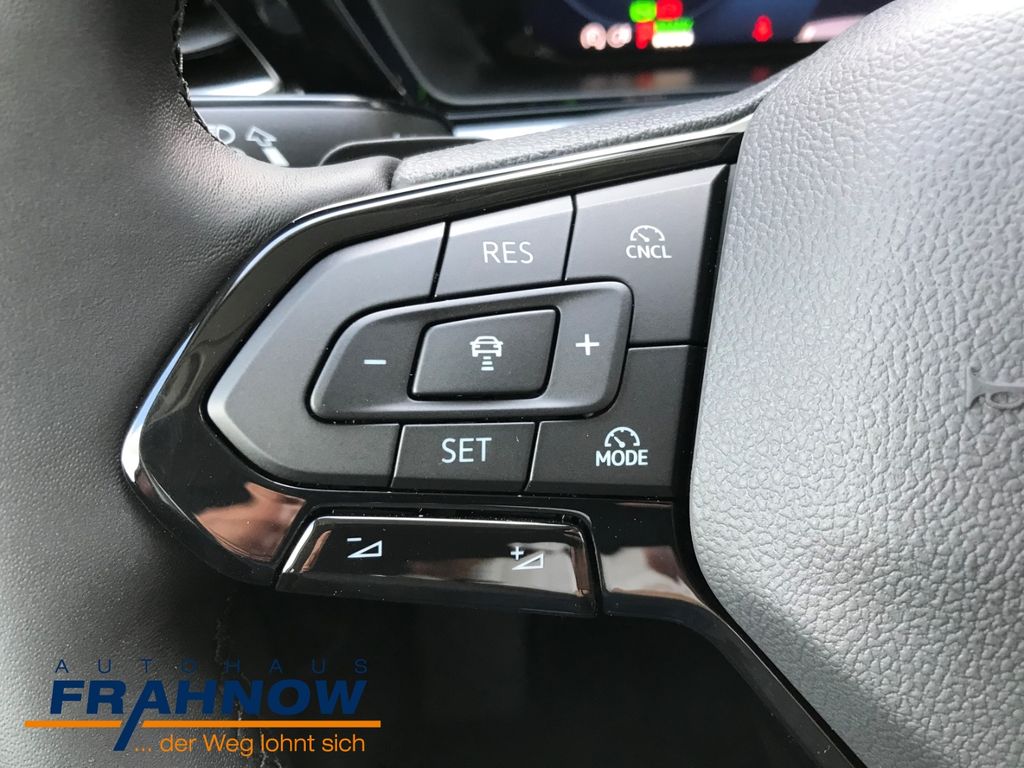 Ford Grand Tourneo 2025