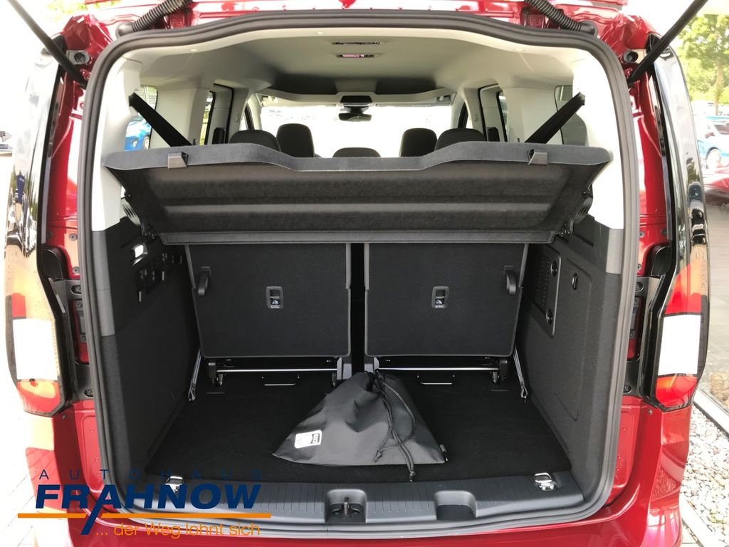 Ford Grand Tourneo 2025