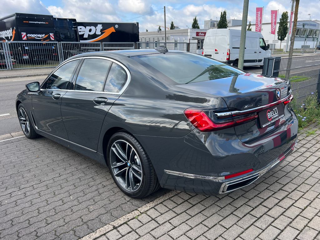 BMW 750 2019