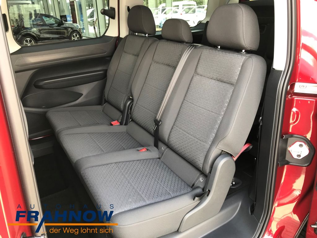 Ford Grand Tourneo 2025