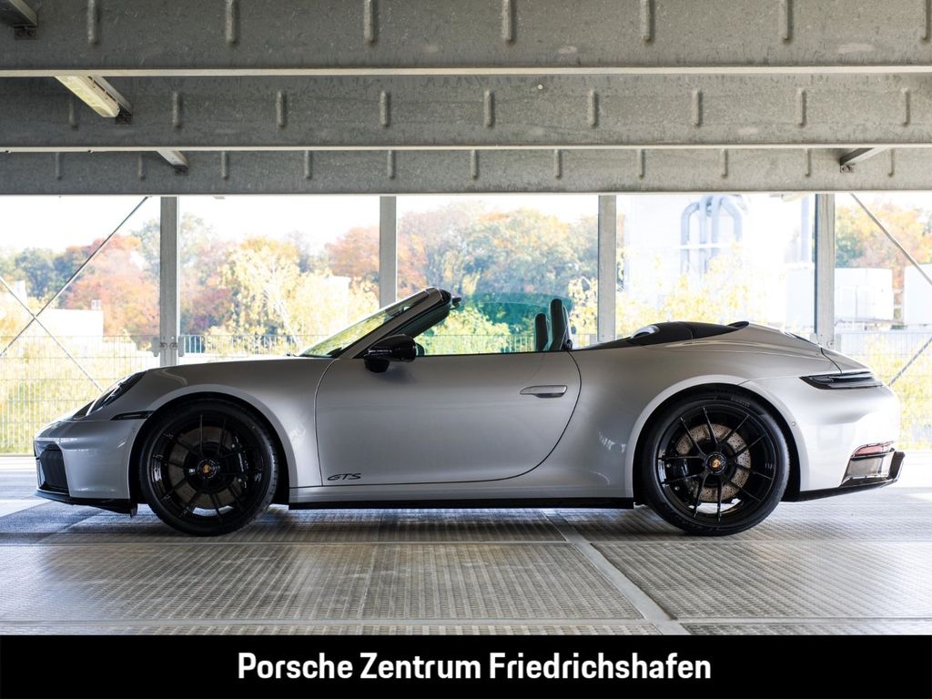 Porsche 992 2025