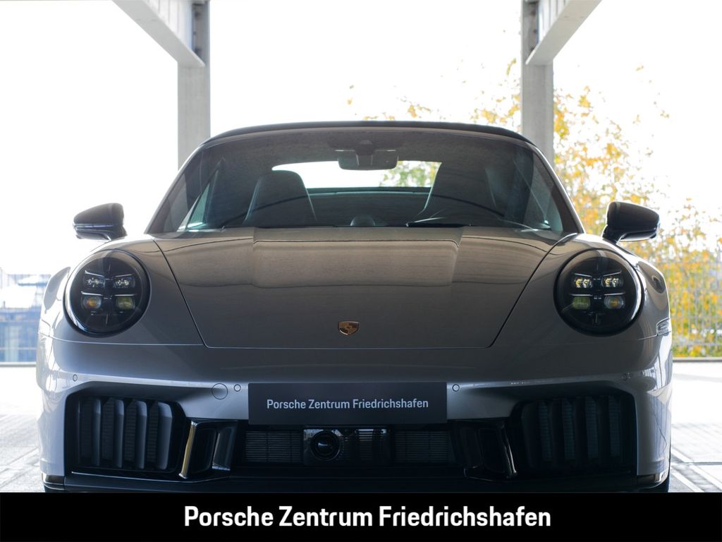 Porsche 992 2025