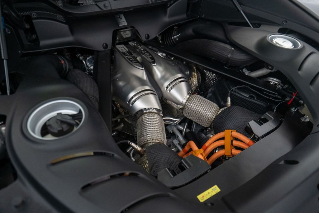 Ferrari 296 GTB 2024