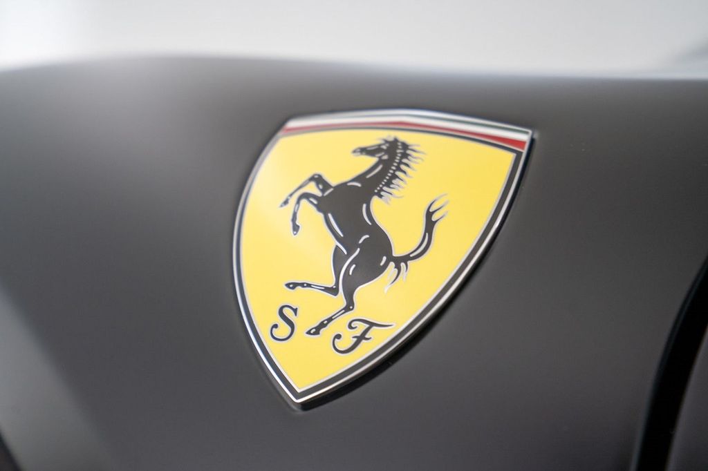 Ferrari 296 GTB 2024