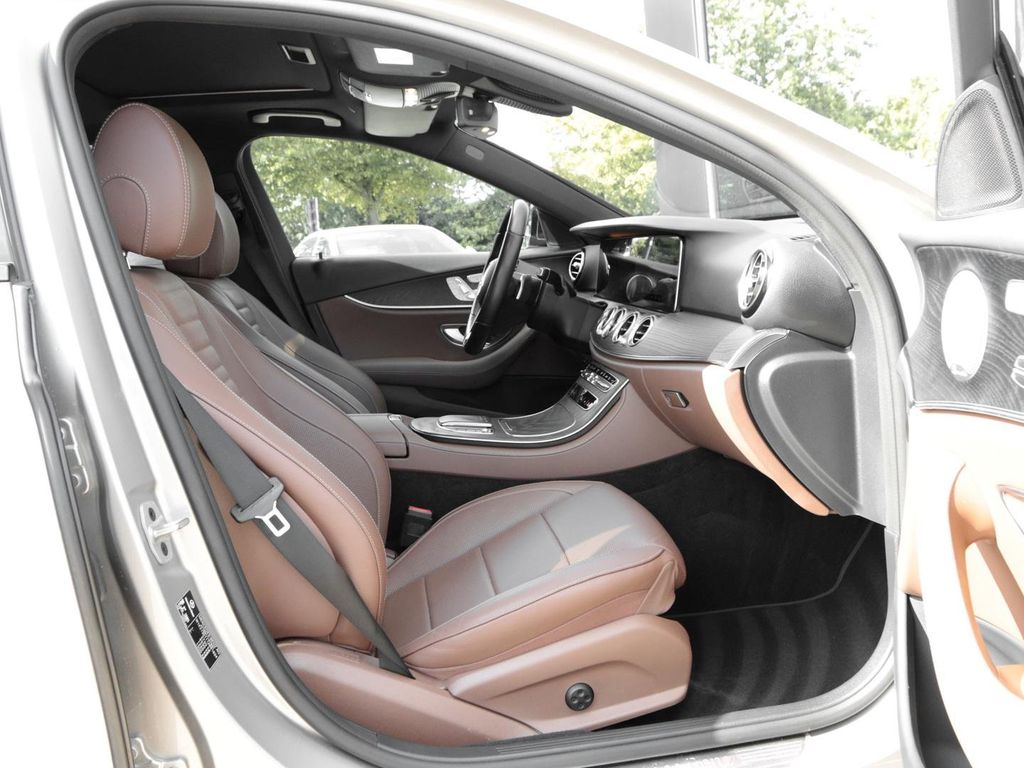 Mercedes-Benz E 300 2020