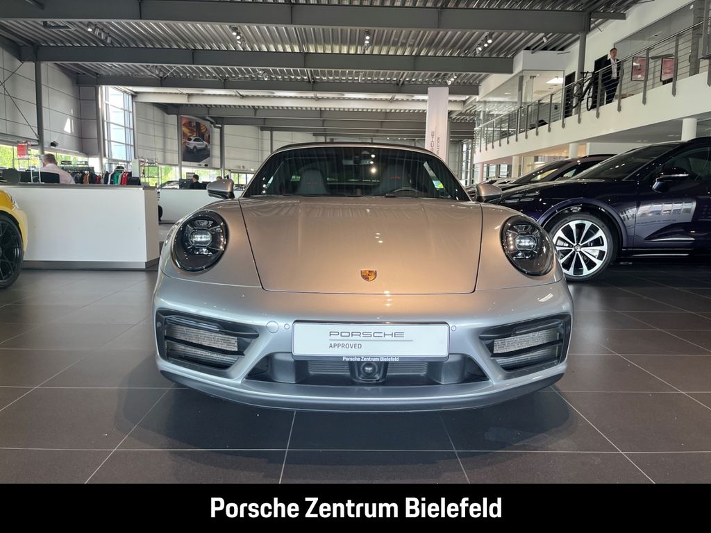 Porsche 992 2023