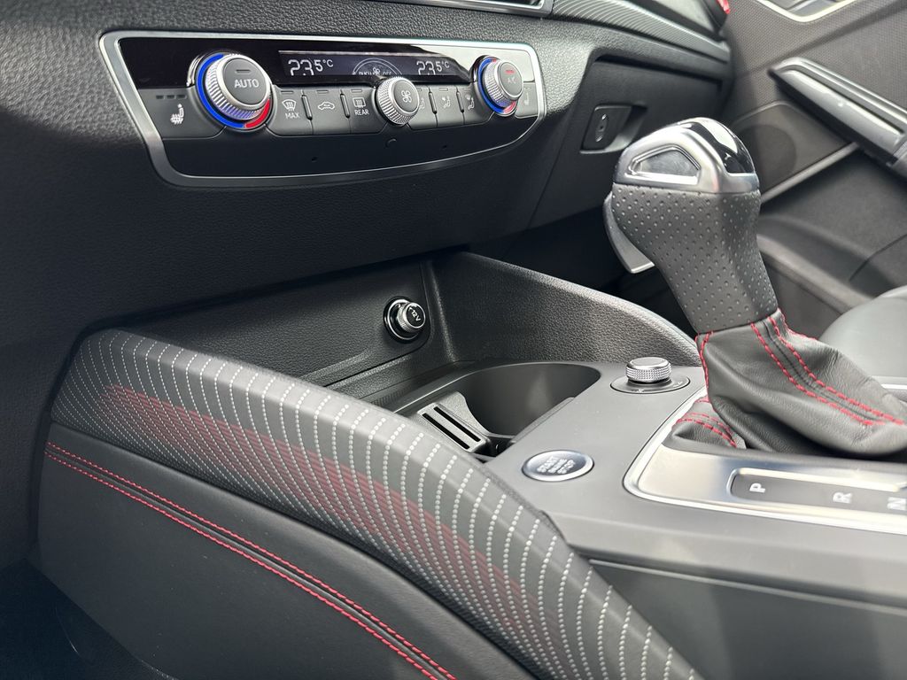 Audi Q2 2024