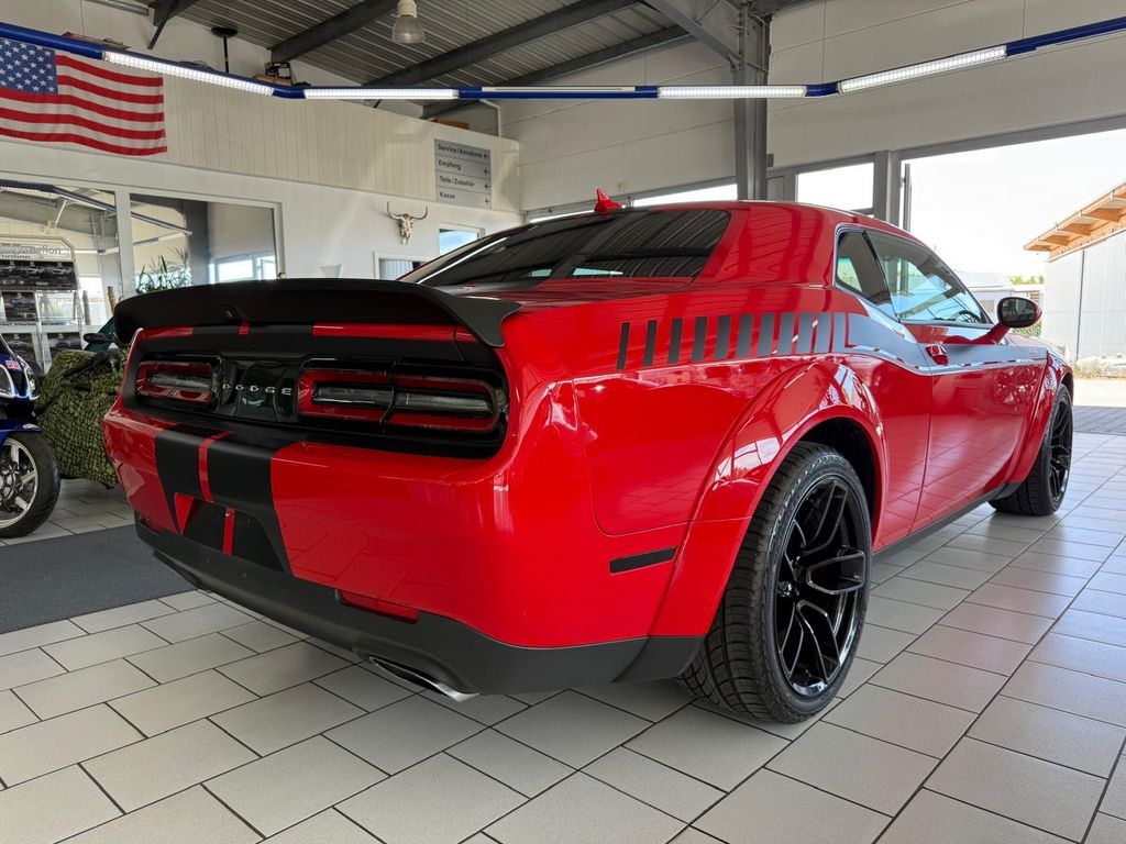Dodge Challenger 2021