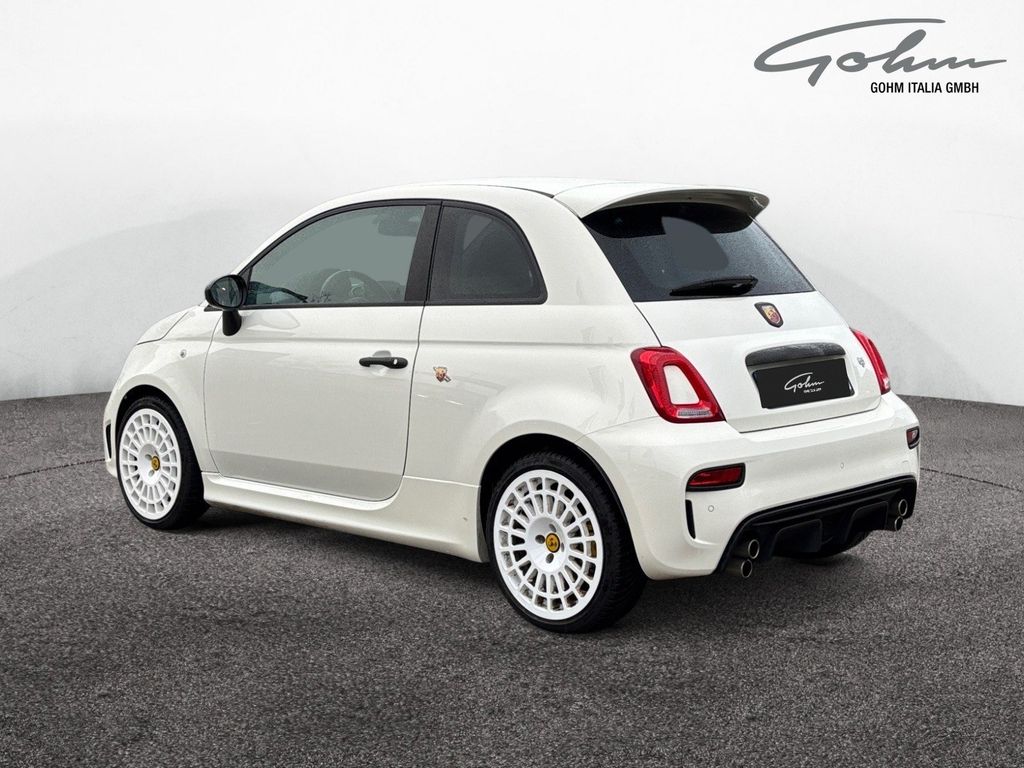 Abarth 695 2024