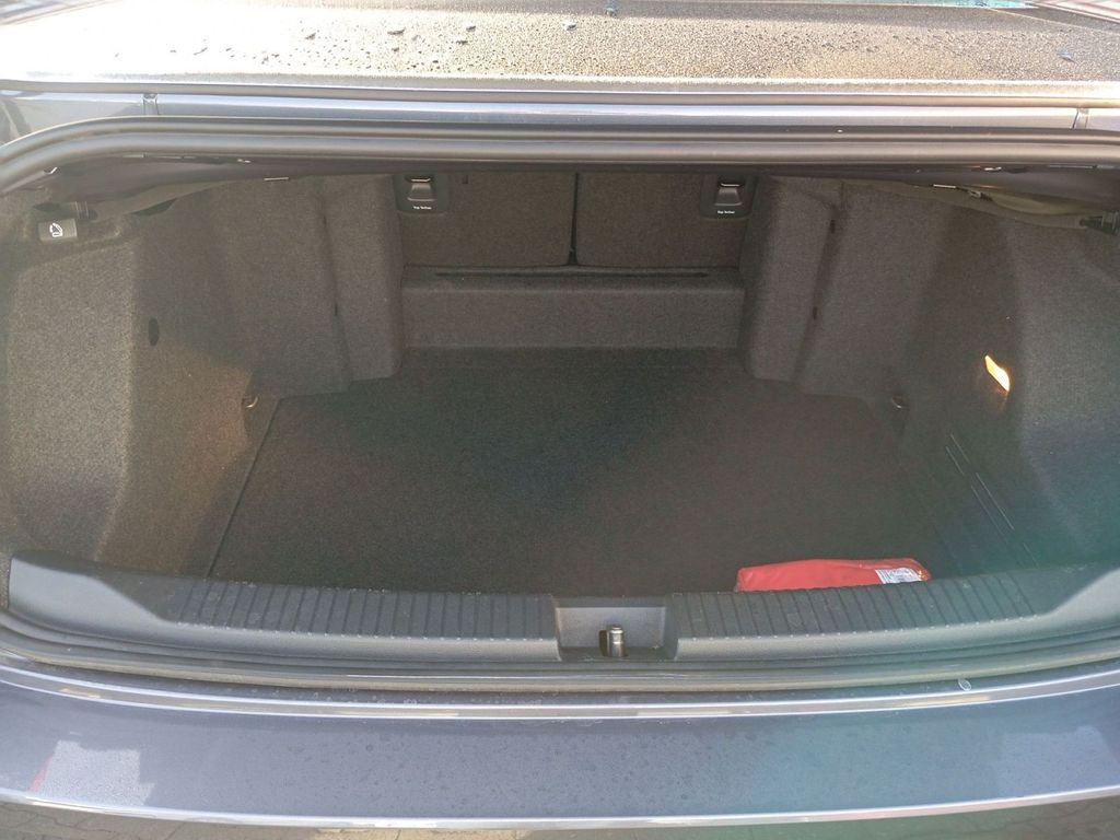 Volkswagen T-Roc 2024