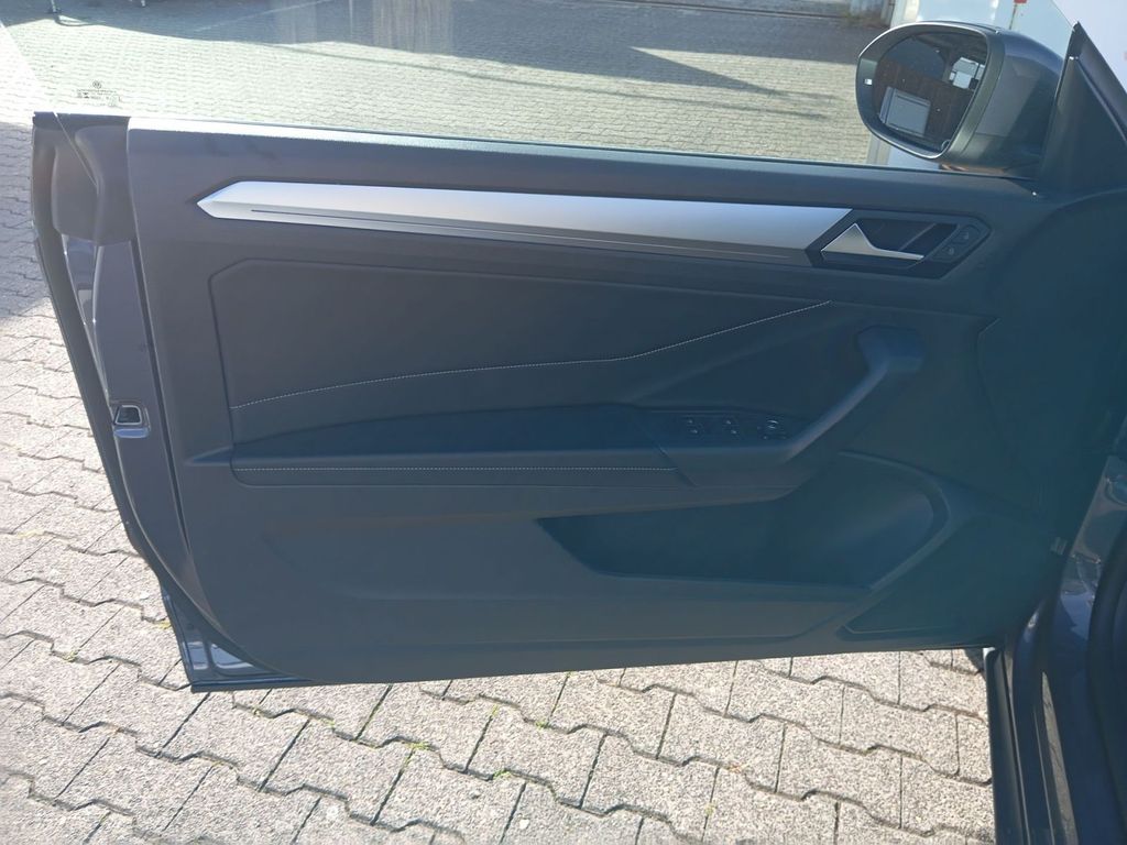 Volkswagen T-Roc 2024