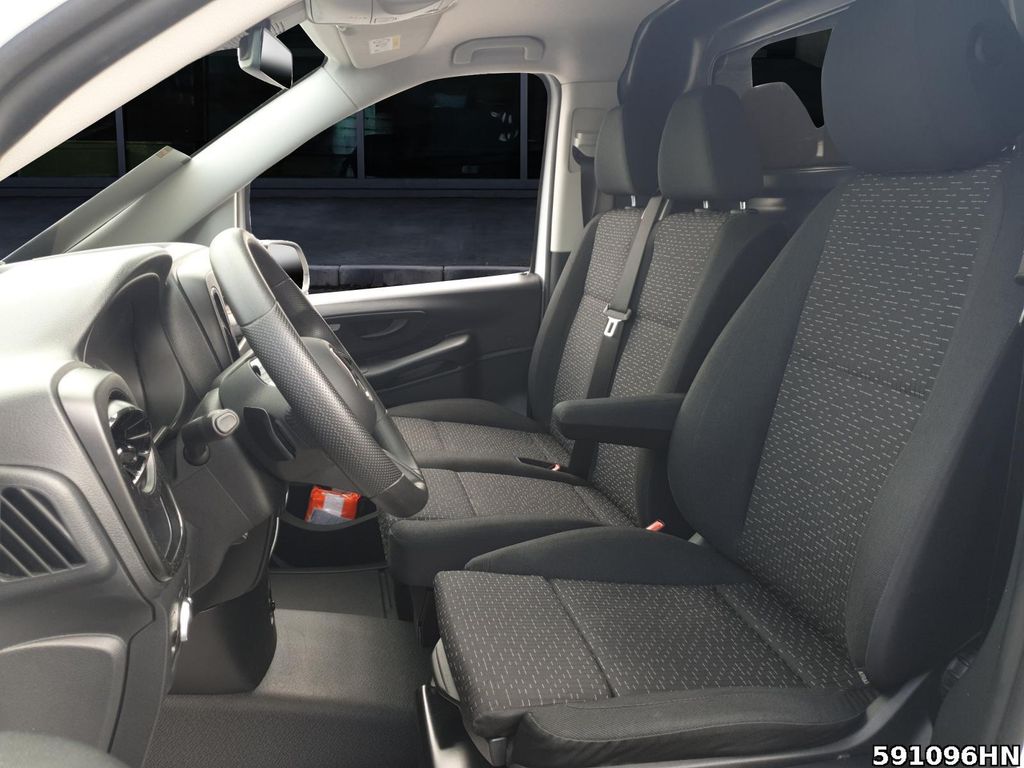 Mercedes-Benz Vito 2024