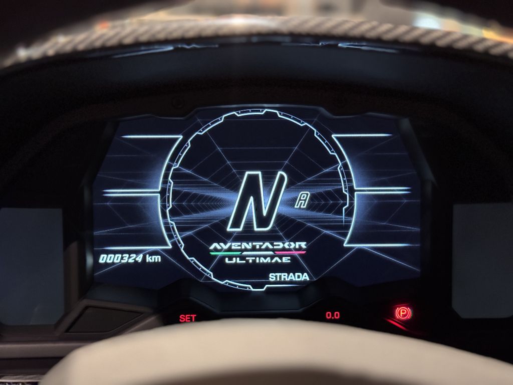 Lamborghini Aventador 2022