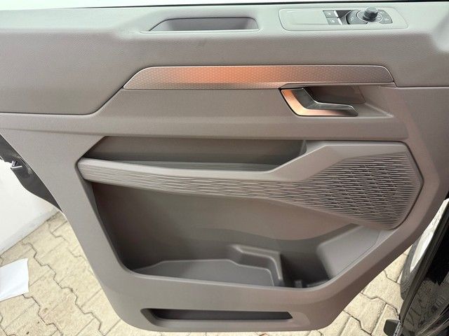Volkswagen T7 Caravelle 2025