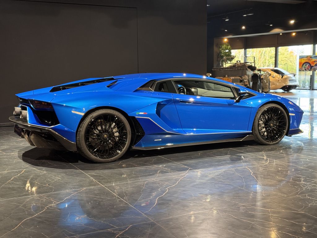 Lamborghini Aventador 2022