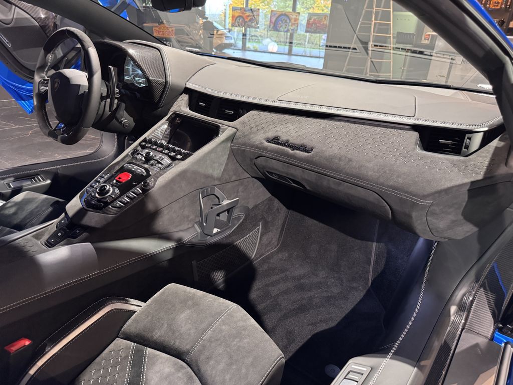 Lamborghini Aventador 2022