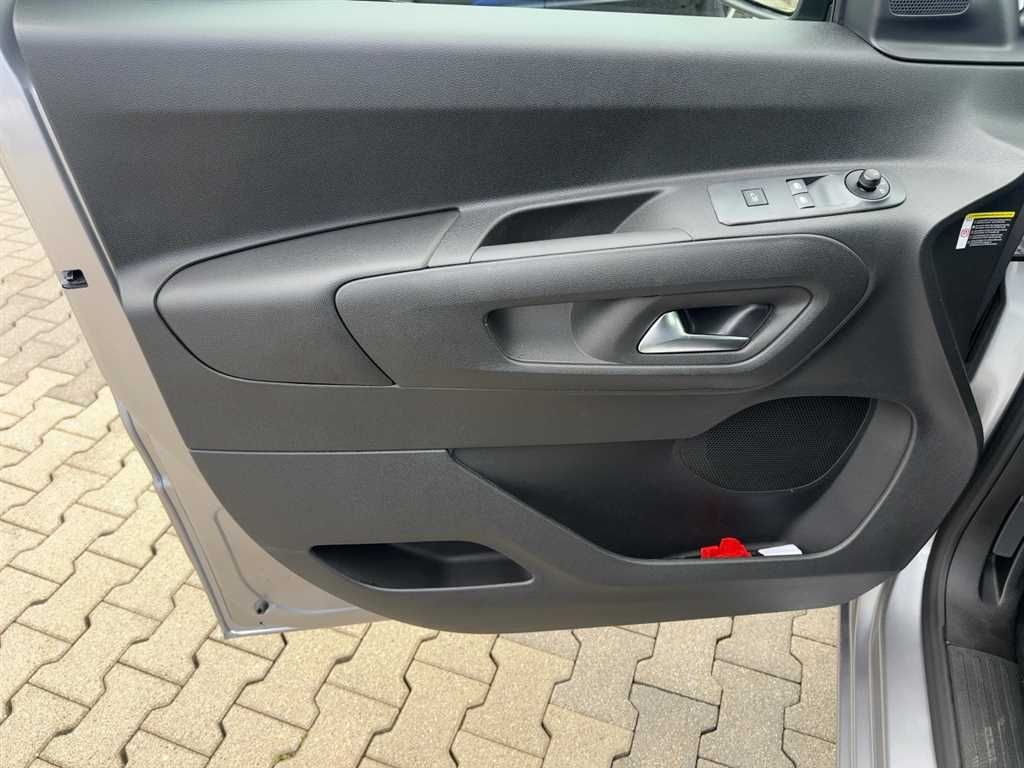 Opel Combo 2025