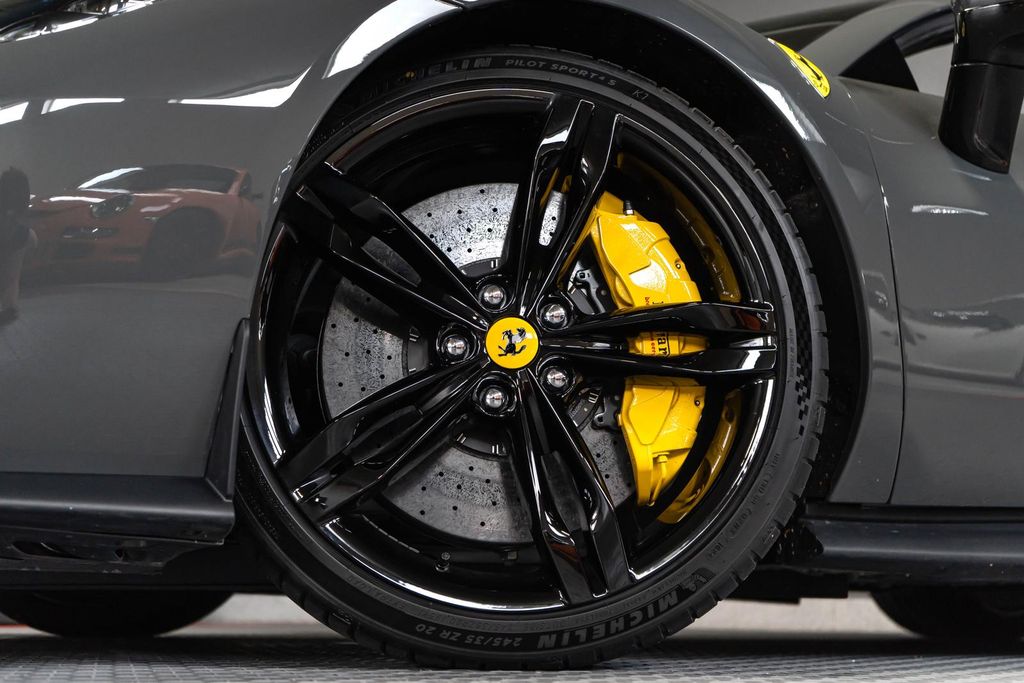 Ferrari 296 GTS 2024