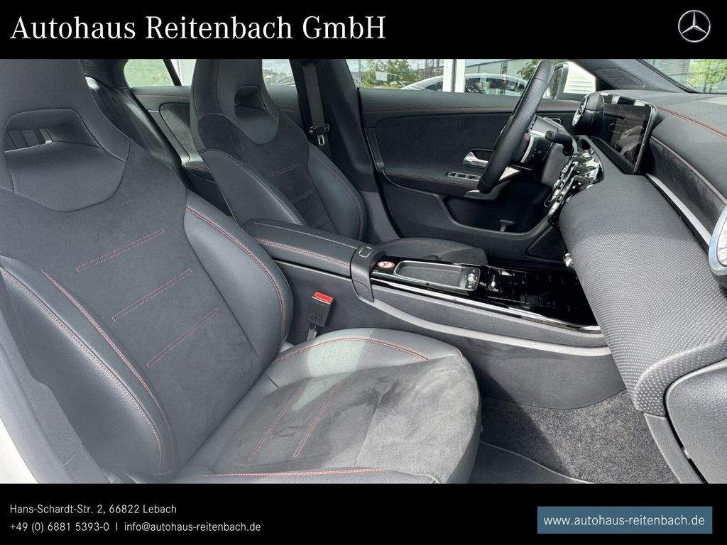 Mercedes-Benz CLA 180 2024
