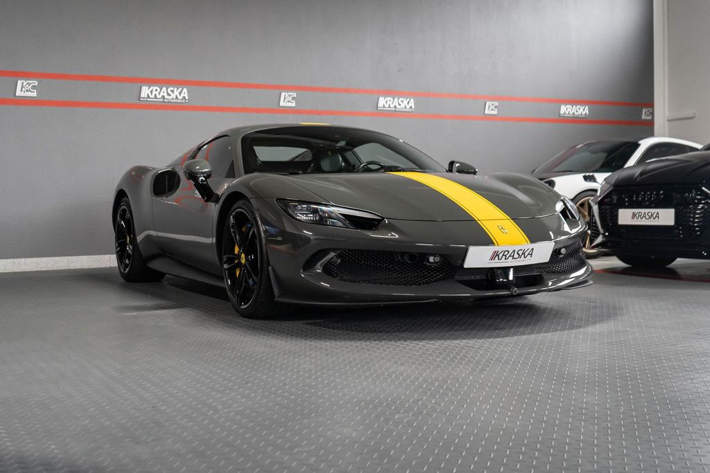 Ferrari 296 GTS 2024