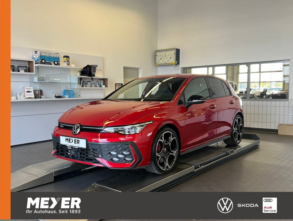 Volkswagen Golf 2024