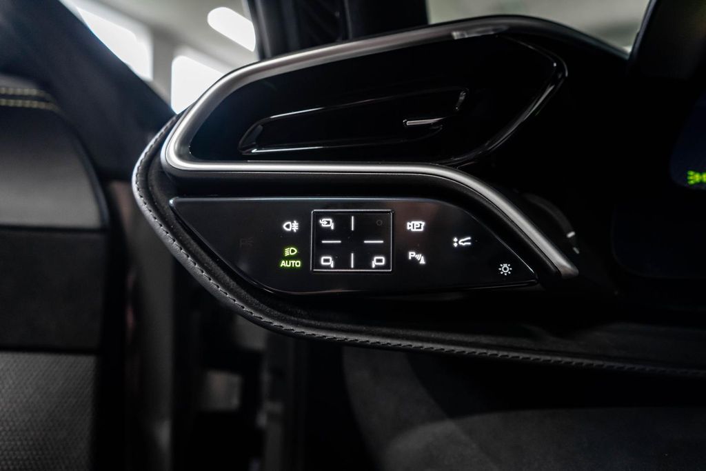 Ferrari 296 GTS 2024