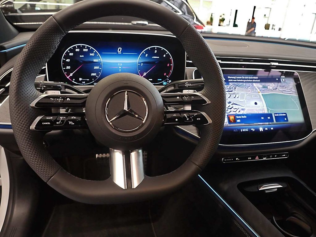 Mercedes-Benz E 200 2025