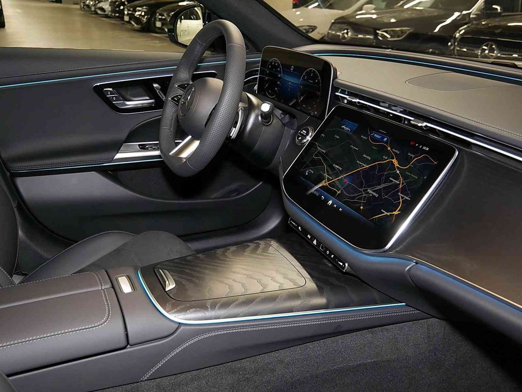 Mercedes-Benz E 200 2025