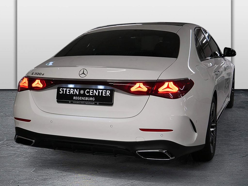 Mercedes-Benz E 200 2025