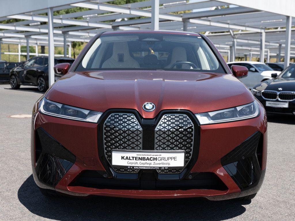 BMW iX 2022