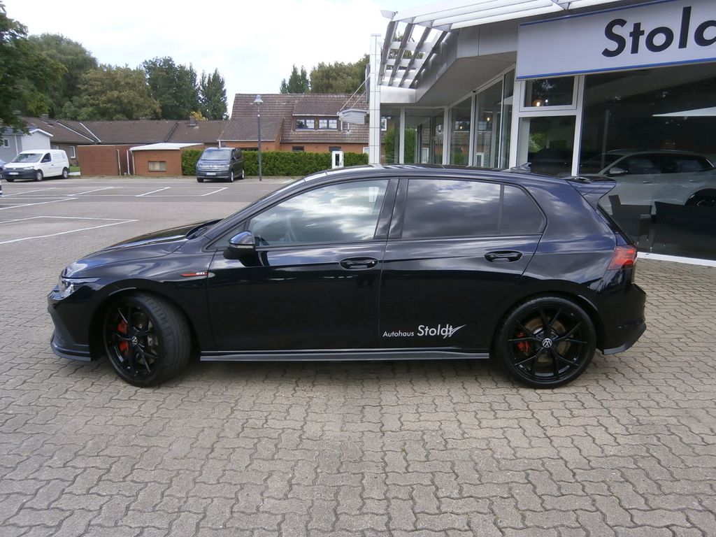 Volkswagen Golf 2023