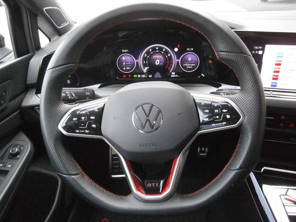 Volkswagen Golf 2023