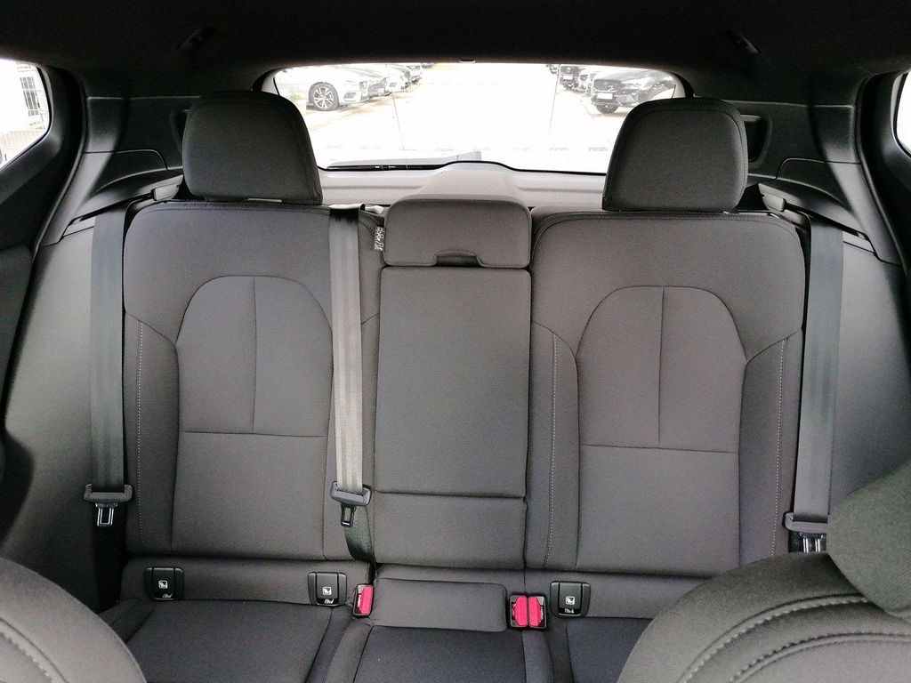 Volvo EX40 2025