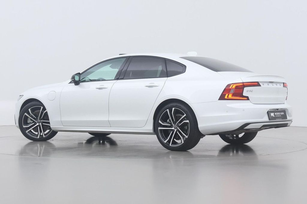 Volvo S90 2024