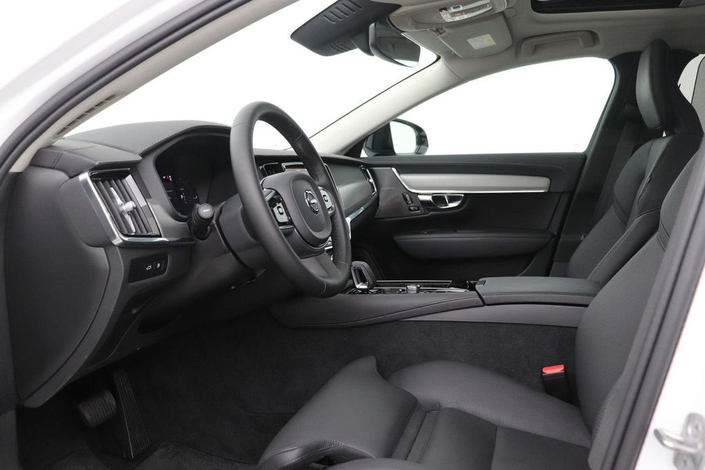 Volvo S90 2024